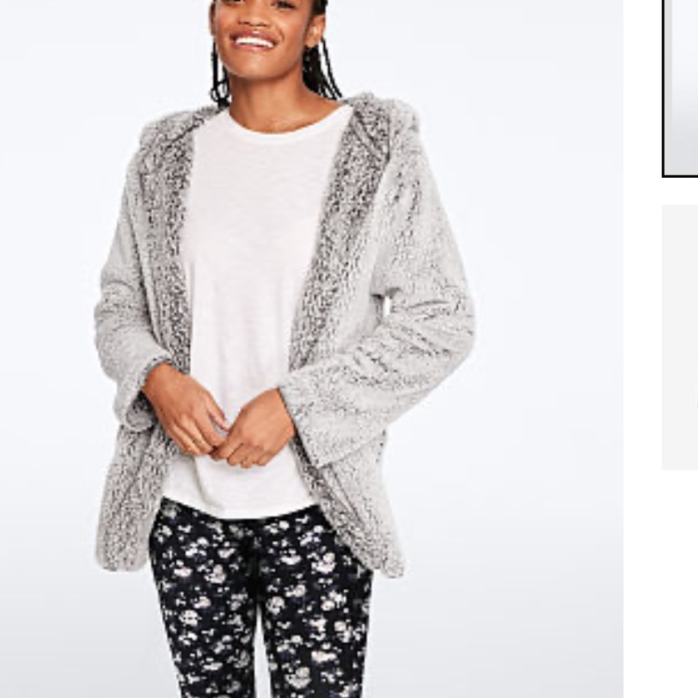 ‼️SOLD‼️ DO NOT BUY - VS PINK - Sherpa Cardigan XS